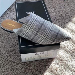 Grey and white Mules